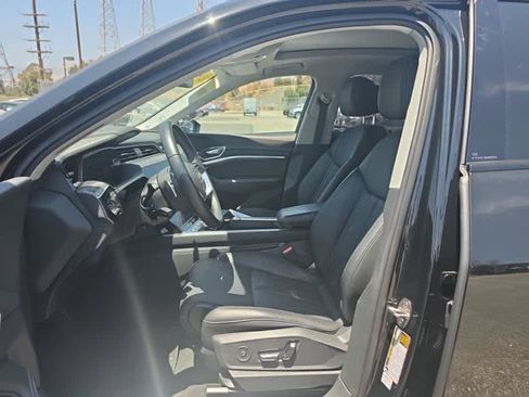 Used 2024 Audi Q8 e-tron Premium Plus w/ Prestige Package AWD/4WD image 7