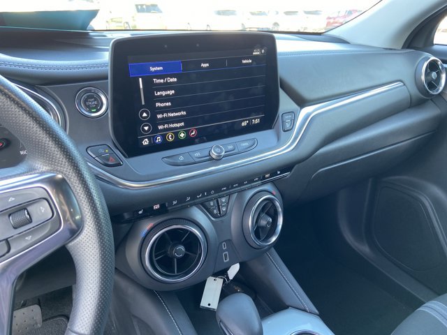 Used 2025 Chevrolet Blazer LT FWD image 23