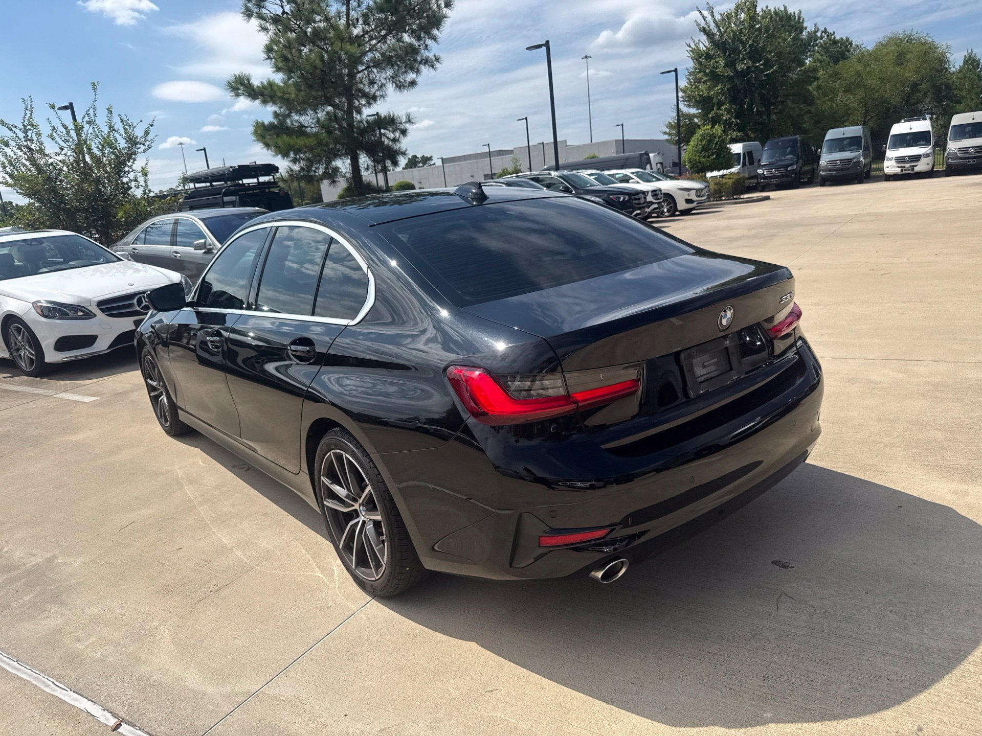 Used 2021 BMW 330i Sedan w/ Convenience Package RWD image 6
