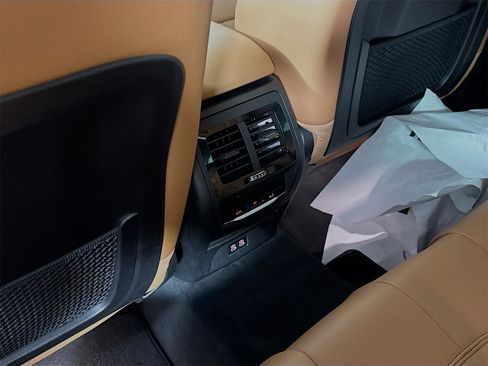 Used 2023 BMW X3 xDrive30i w/ Premium Package image 23