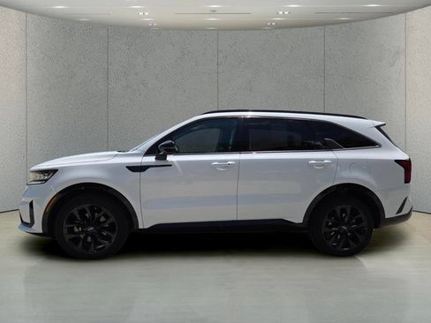 Used 2023 Kia Sorento SX FWD image 9