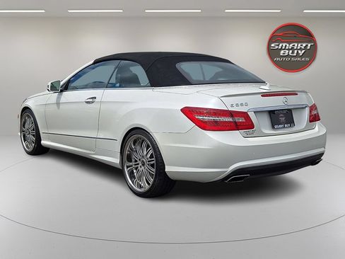 Used 2011 Mercedes-Benz E 550 Cabriolet image 7