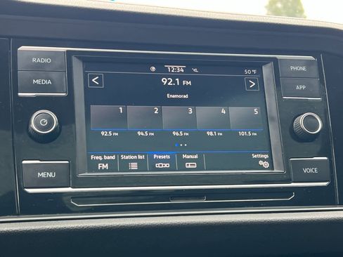 Used 2021 Volkswagen Jetta S image 17