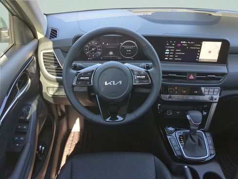 New 2026 Kia Seltos EX image 26