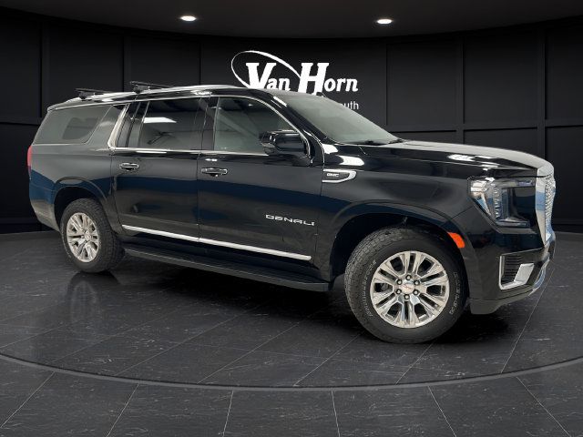 Used 2021 GMC Yukon XL Denali AWD/4WD image 1