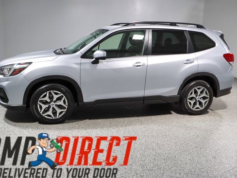 Used 2020 Subaru Forester Premium image 10