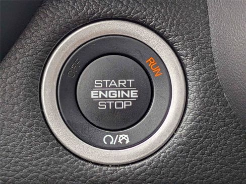 Certified 2025 RAM 1500 Laramie w/ Sport Appearance Package AWD/4WD image 31