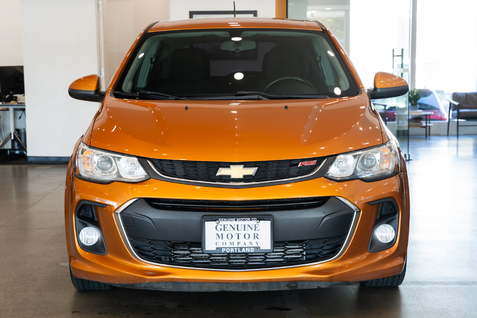 Used 2017 Chevrolet Sonic LT FWD image 2