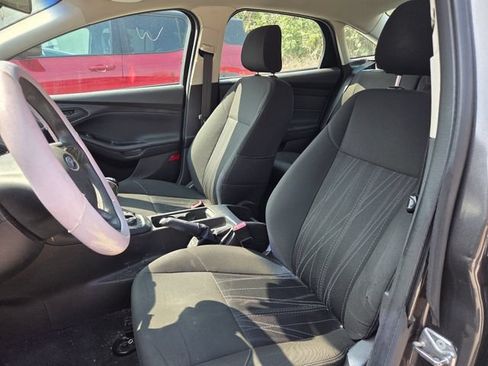 Used 2016 Ford Focus S FWD image 10