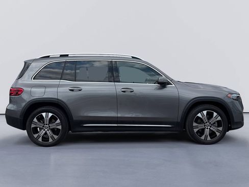 Used 2024 Mercedes-Benz EQB 350 4MATIC SUV image 2