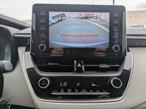 Used 2020 Toyota Corolla LE image 15