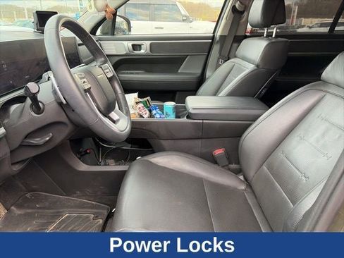 Used 2024 Hyundai Santa Fe Limited image 23