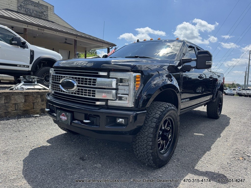 Used 2019 Ford F250 Platinum w/ Platinum Ultimate Package AWD/4WD image 2