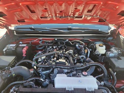 Certified 2025 Toyota Tacoma TRD Off-Road image 36