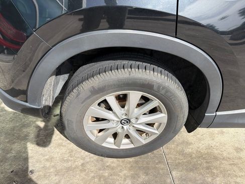 Used 2016 MAZDA CX-5 Touring w/ Bose/Moonroof Package FWD image 19