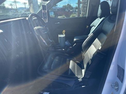 Used 2021 GMC Canyon Denali image 13