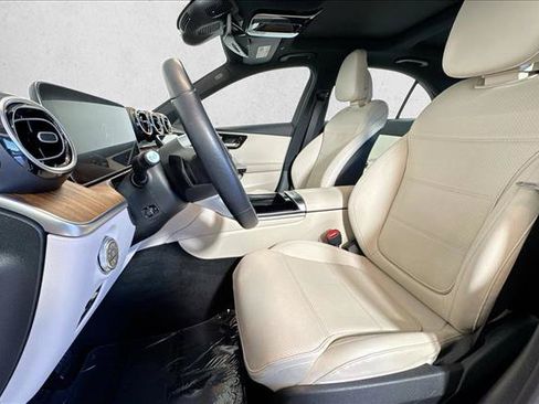 Used 2023 Mercedes-Benz C 300 Sedan w/ Advanced USB Package image 19