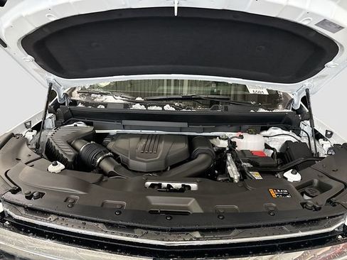 New 2026 Chevrolet Traverse LT w/ LPO, Floor Liner Package image 32