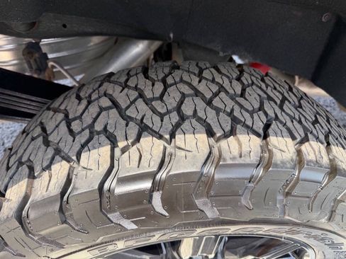 Used 2026 GMC Sierra 2500 AT4 w/ AT4 Premium Plus Package AWD/4WD image 51