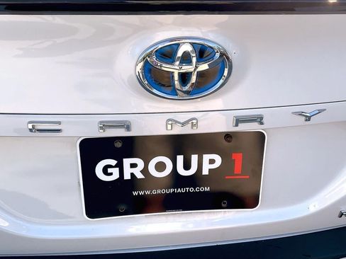 Used 2021 Toyota Camry XSE w/ Cold Weather Package FWD image 32