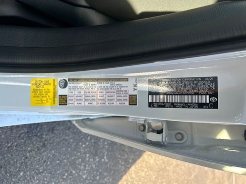 New 2026 Toyota Prius LE image 28