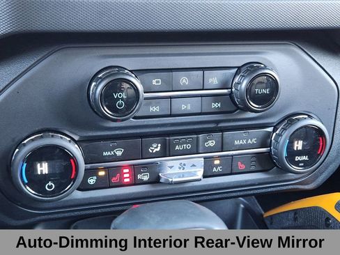 Used 2024 Ford Bronco Badlands image 26