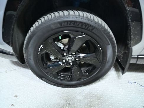 Used 2021 Toyota RAV4 XSE image 21