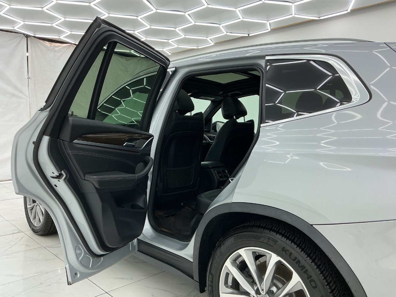 Used 2018 BMW X3 xDrive30i AWD/4WD image 22