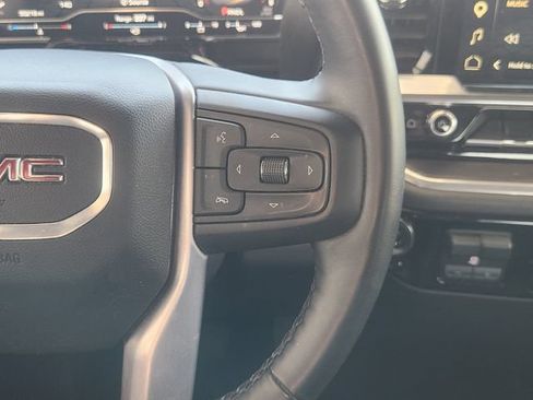 Used 2025 GMC Sierra 1500 SLT AWD/4WD image 29