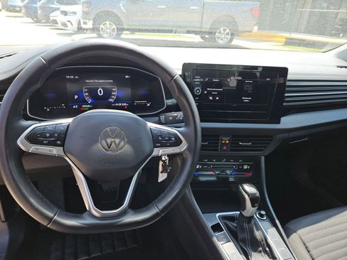 Used 2025 Volkswagen Jetta S FWD image 17