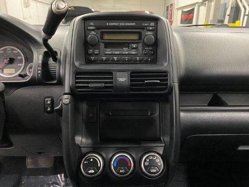 Used 2006 Honda CR-V SE image 25