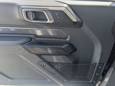 Used 2025 Ford Bronco 2-Door AWD/4WD image 26