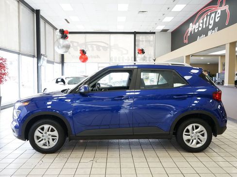 Used 2020 Hyundai Venue SEL image 4