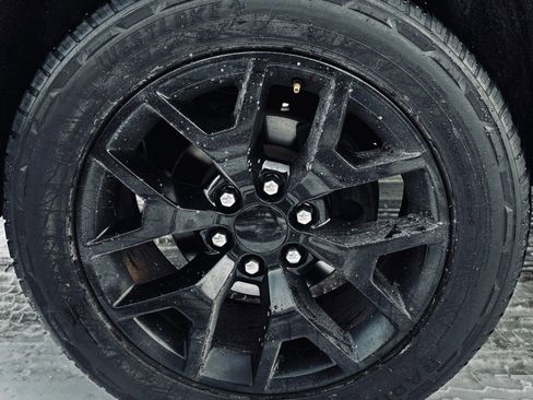 Used 2020 GMC Yukon SLE w/ SLE Value Package image 30