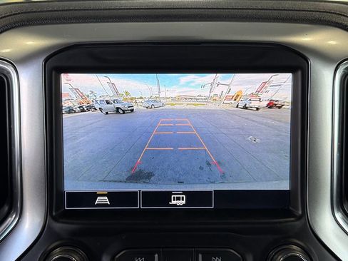 Used 2022 Chevrolet Silverado 1500 LT image 32