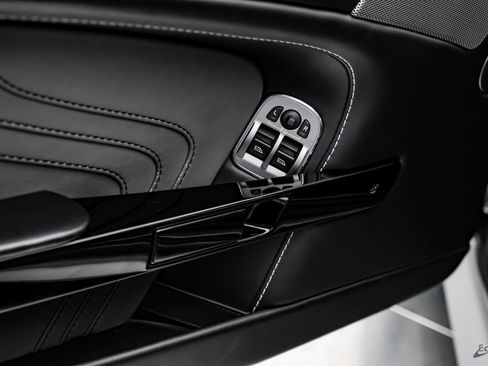 Used 2014 Aston Martin V8 Vantage S RWD image 83