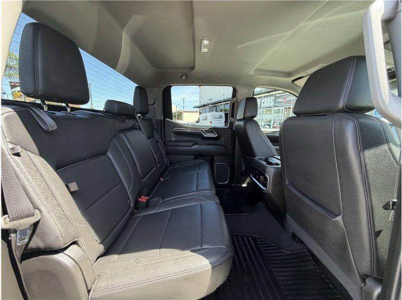 Used 2023 Chevrolet Silverado 1500 LTZ RWD image 27