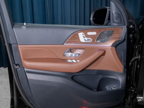 New 2026 Mercedes-Benz GLS 450 4MATIC image 13