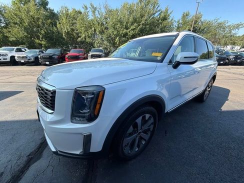 Used 2020 Kia Telluride EX w/ EX Premium Package AWD/4WD image 4