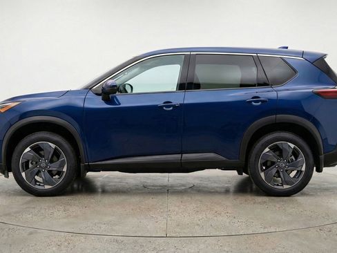 Used 2025 Nissan Rogue SV AWD/4WD image 5