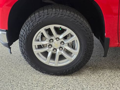 Used 2020 Chevrolet Silverado 1500 LT AWD/4WD image 21