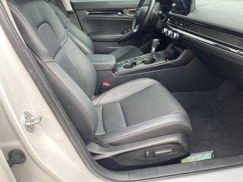 Used 2022 Honda Civic Touring image 25