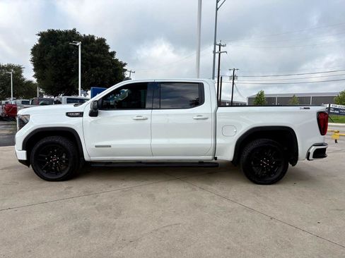 Used 2026 GMC Sierra 1500 Elevation w/ Elevation Premium Package AWD/4WD image 8