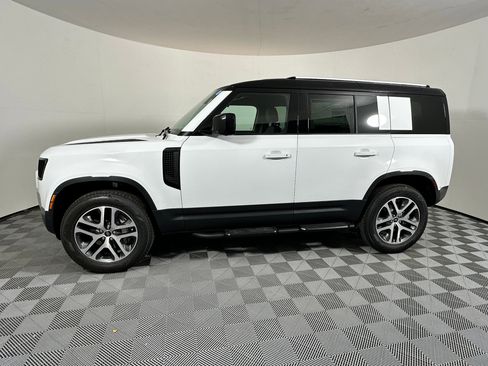 New 2025 Land Rover Defender 110 S image 2