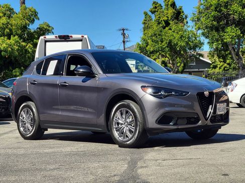 Used 2024 Alfa Romeo Stelvio Sprint RWD image 32