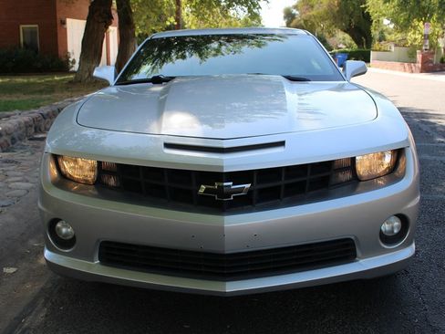 Used 2010 Chevrolet Camaro SS w/ RS Package image 25