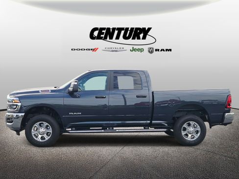 Used 2026 RAM 2500 Big Horn AWD/4WD image 7