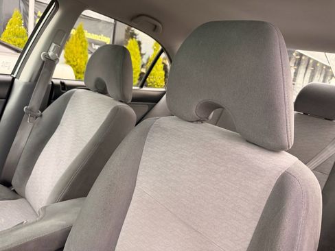 Used 2005 Honda Civic Hybrid Sedan image 12