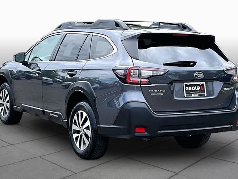Used 2025 Subaru Outback Premium image 11