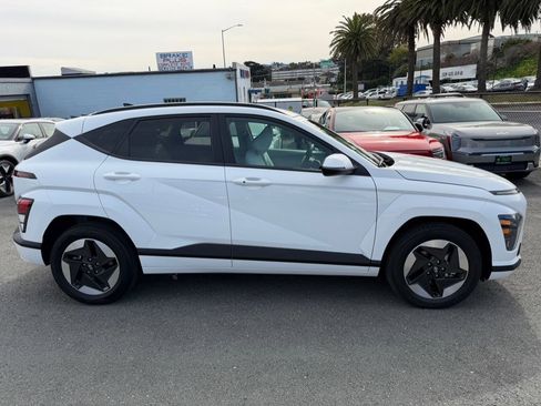 Used 2024 Hyundai Kona SEL image 4